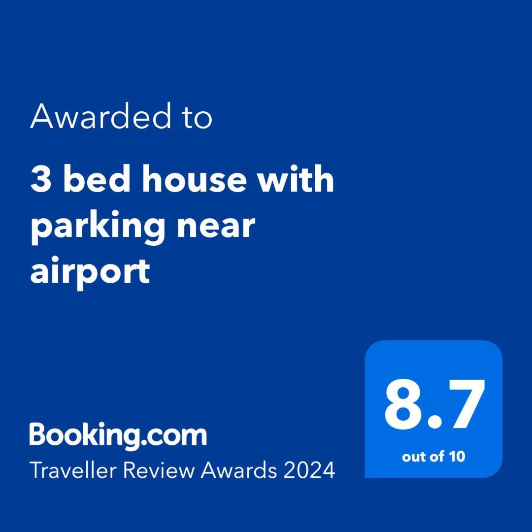 3 Bed House With Parking Near Airport Vila Edimburgo Exterior foto