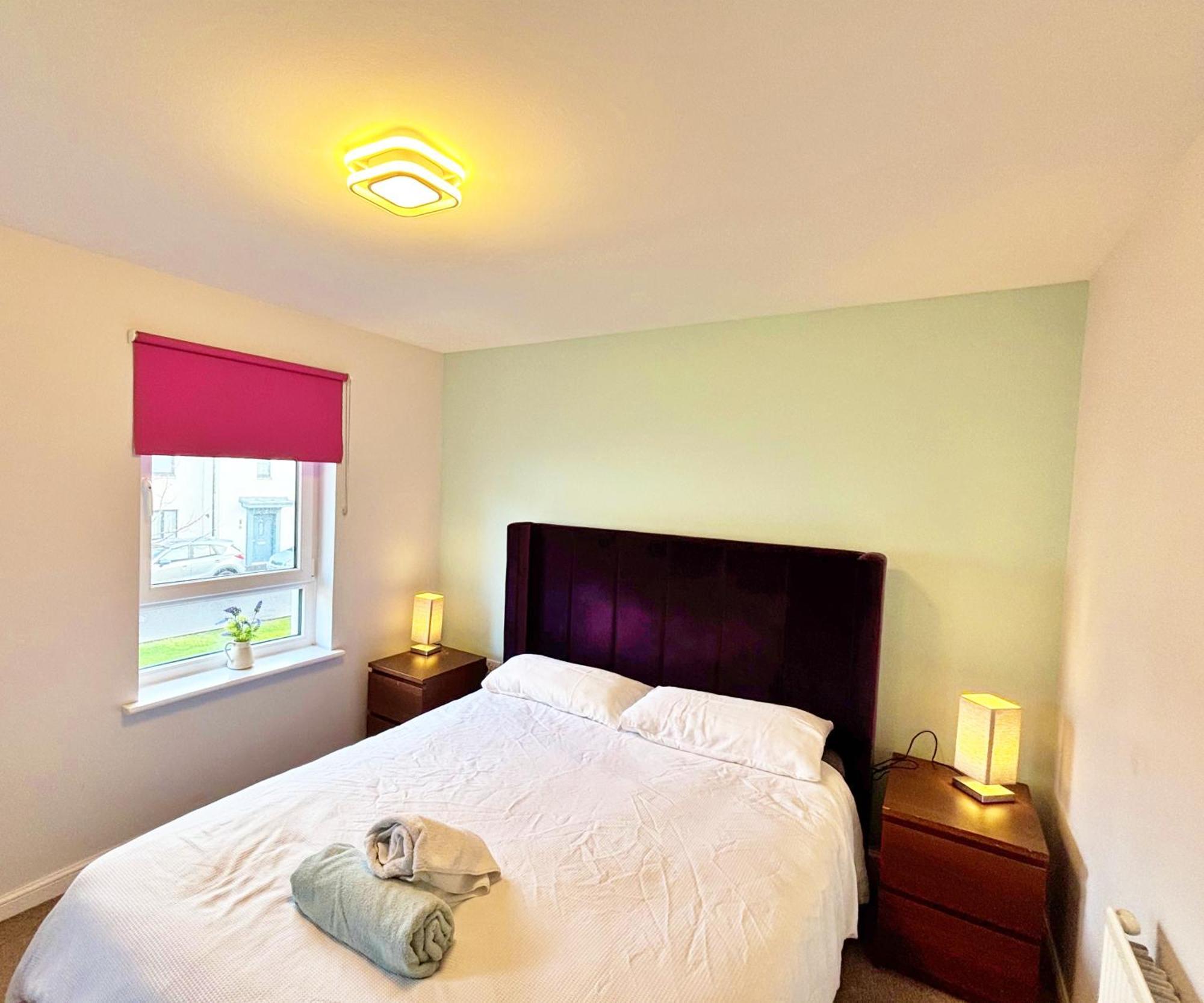 3 Bed House With Parking Near Airport Vila Edimburgo Exterior foto