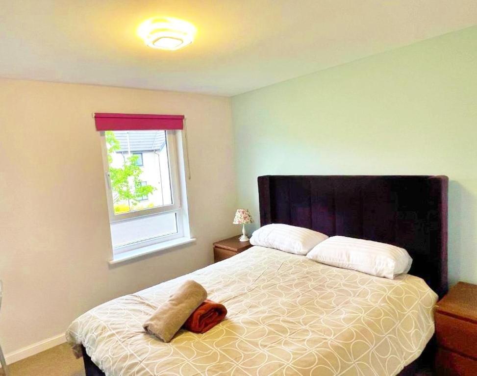 3 Bed House With Parking Near Airport Vila Edimburgo Exterior foto